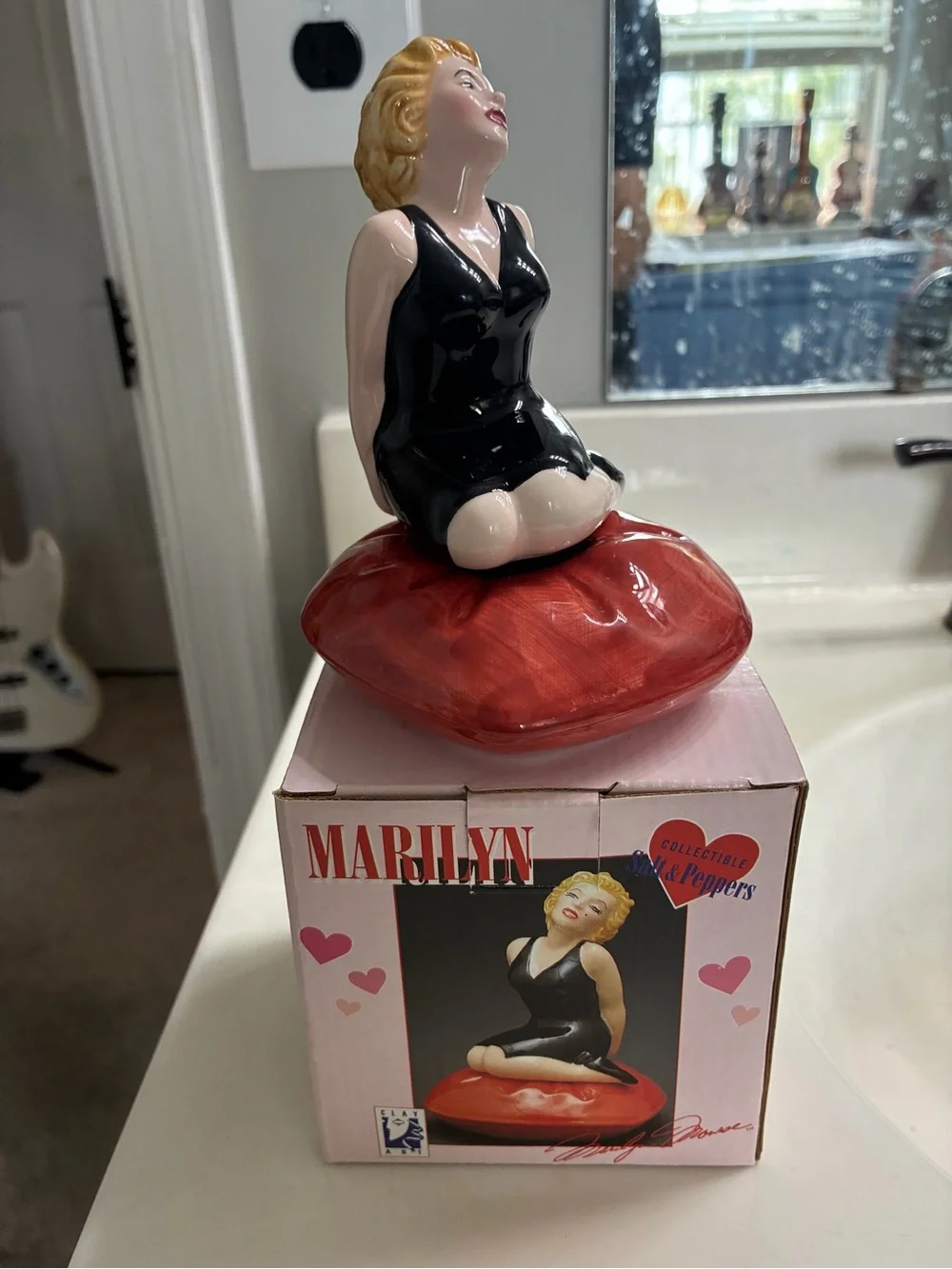 New in Box Marilyn Collectible Salt & Peppers - Pink Box with Figurine Image